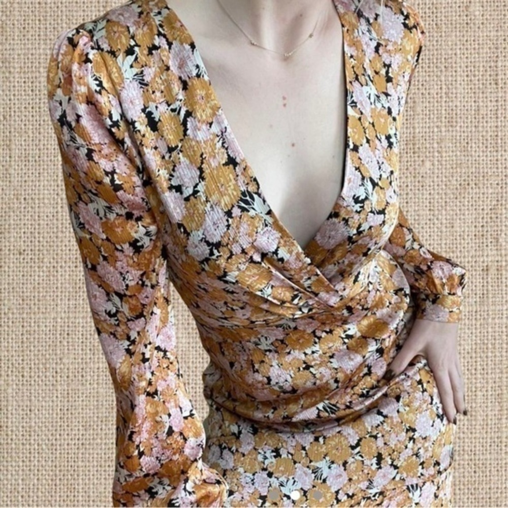 Orange Flora midi dress - Picture 2 of 4